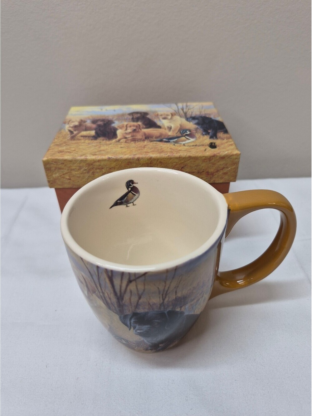 Ceramic Mug with Labrador Retriever Puppies and Duck Scene J65